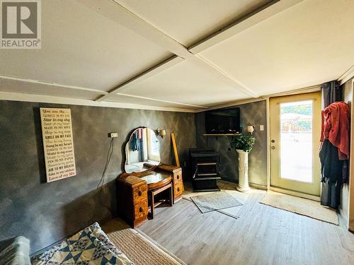 8256 Hobbitt Frontage Road, Radium Hot Springs, BC - Indoor With Fireplace