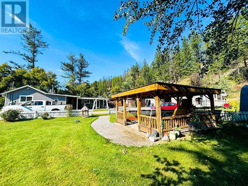 8256 Hobbitt Frontage Road, Radium Hot Springs, BC - Outdoor