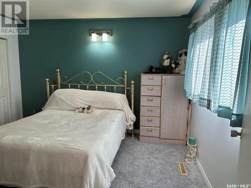 218 3Rd Avenue W, Coleville, SK - Indoor Photo Showing Bedroom