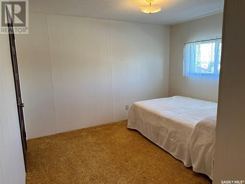 218 3Rd Avenue W, Coleville, SK - Indoor Photo Showing Bedroom