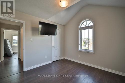 16 Facet Street, Brampton (Brampton West), ON - Indoor Photo Showing Other Room