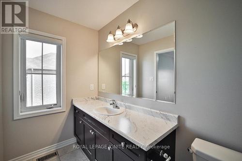 16 Facet Street, Brampton, ON - Indoor Photo Showing Bathroom