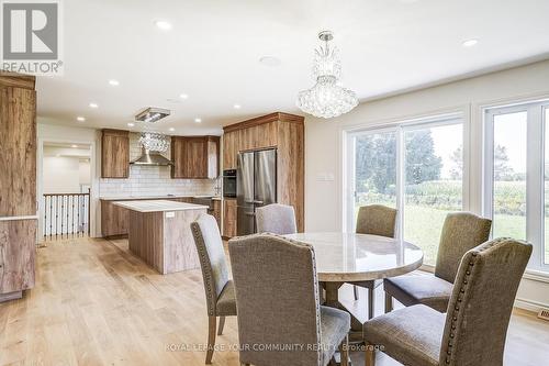 669 Prospect Road, Kawartha Lakes, ON - Indoor Photo Showing Dining Room