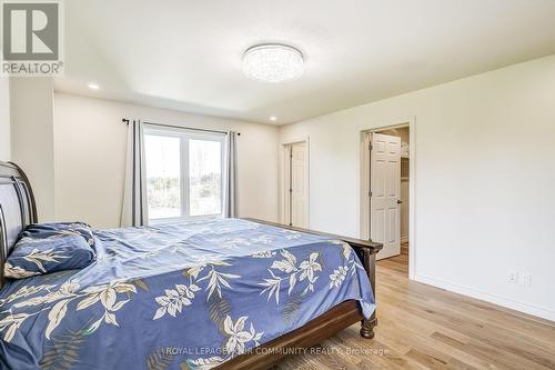 669 Prospect Road, Kawartha Lakes, ON - Indoor Photo Showing Bedroom