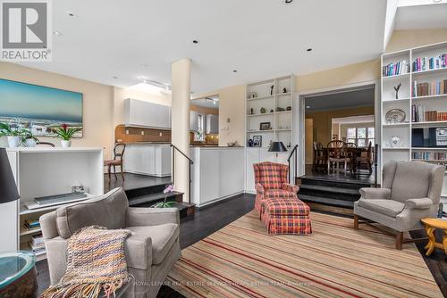 44 Glenrose Avenue, Toronto (Rosedale-Moore Park), ON - Indoor Photo Showing Living Room