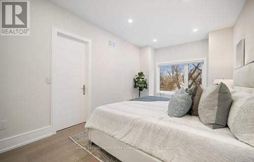 32 Florence Avenue, Toronto (Lansing-Westgate), ON - Indoor Photo Showing Bedroom