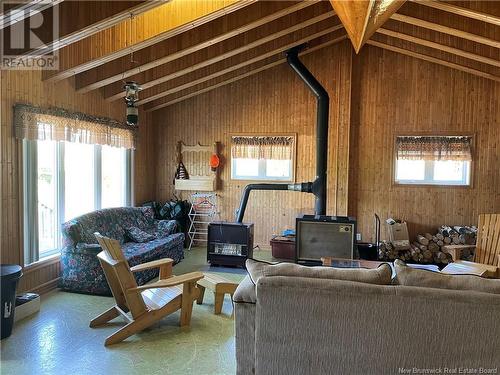 Camp Cain Point Road, Tabusintac, NB - Indoor Photo Showing Living Room