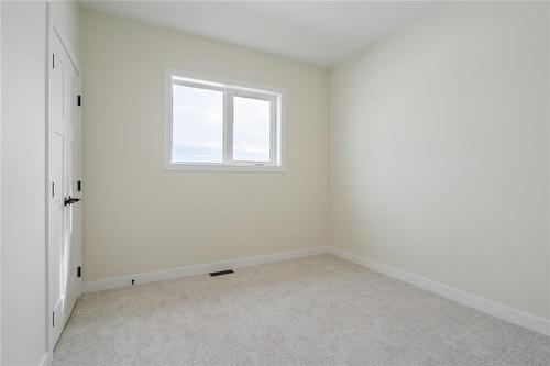 48 Harry Waytiuk Drive, East Selkirk, MB - Indoor Photo Showing Other Room