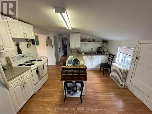 3 O'Meara Boulevard, Kirkland Lake, ON - Indoor Photo Showing Kitchen