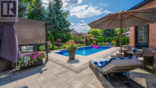 137 Longwater Chase, Markham, ON - Outdoor With In Ground Pool