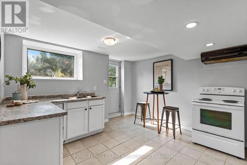 20 Carnegie Street, Scugog (Port Perry), ON - Indoor Photo Showing Kitchen With Double Sink