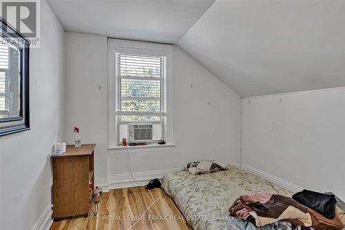 140 Antrim Street, Peterborough (Downtown), ON - Indoor Photo Showing Bedroom