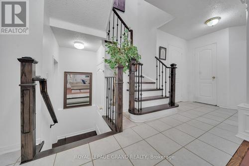 37 Fiddleneck Crescent, Brampton, ON - Indoor Photo Showing Other Room