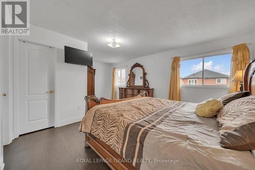 37 Fiddleneck Crescent, Brampton, ON - Indoor Photo Showing Bedroom