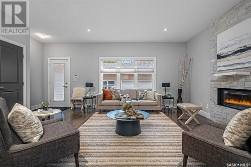 522A 6Th Street E, Saskatoon, SK - Indoor Photo Showing Living Room With Fireplace