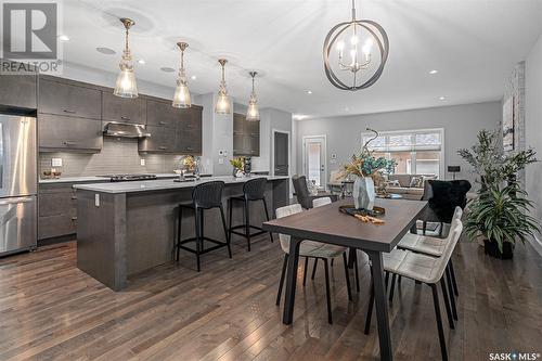 522A 6Th Street E, Saskatoon, SK - Indoor Photo Showing Kitchen With Stainless Steel Kitchen With Upgraded Kitchen