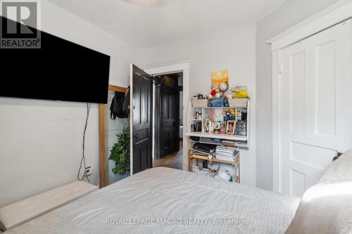 197 Wentworth Street S, Hamilton (Stinson), ON - Indoor Photo Showing Bedroom