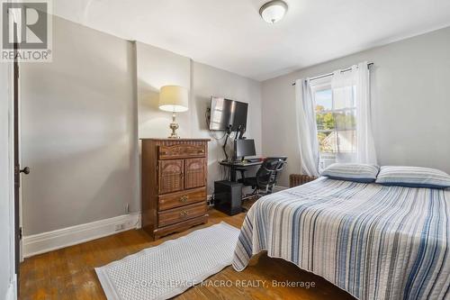 197 Wentworth Street S, Hamilton (Stinson), ON - Indoor Photo Showing Bedroom