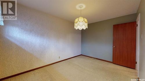 64 Cameron Crescent, Regina, SK - Indoor Photo Showing Other Room