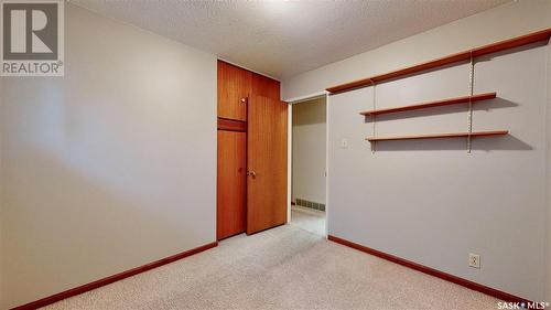 64 Cameron Crescent, Regina, SK - Indoor Photo Showing Other Room