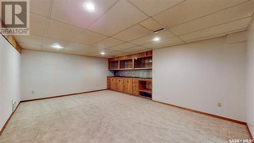 64 Cameron Crescent, Regina, SK - Indoor