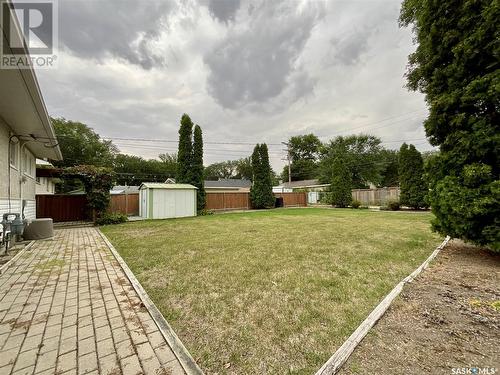 64 Cameron Crescent, Regina, SK - Outdoor