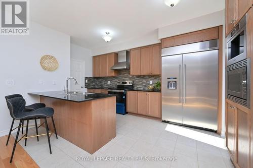 3898 Koenig Road, Burlington (Alton), ON - Indoor Photo Showing Kitchen