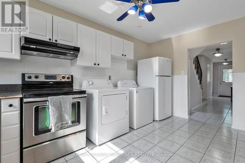 1710 Blackbird Drive, Mississauga, ON - Indoor Photo Showing Laundry Room