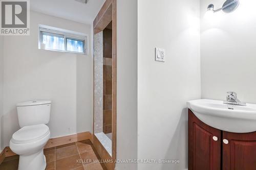 1710 Blackbird Drive, Mississauga, ON - Indoor Photo Showing Bathroom