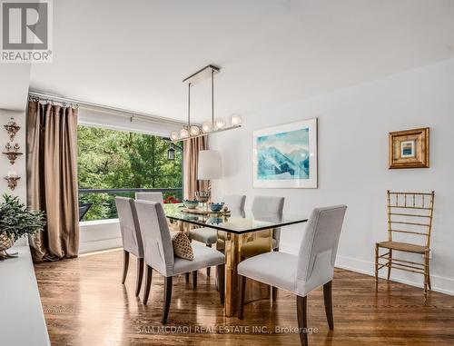 1273 Queen Victoria Avenue, Mississauga, ON - Indoor Photo Showing Dining Room