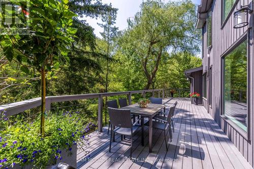 1273 Queen Victoria Avenue, Mississauga, ON - Outdoor With Deck Patio Veranda With Exterior