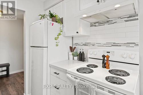 108 - 120 Nonquon Road, Oshawa (Centennial), ON - Indoor Photo Showing Kitchen