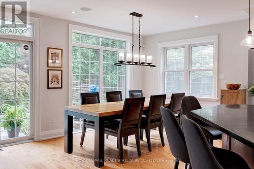 938 Meadow Wood Road, Mississauga, ON - Indoor Photo Showing Dining Room