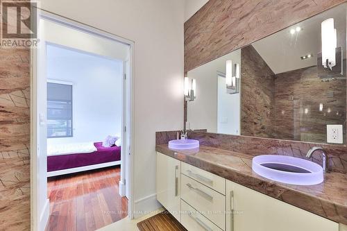 622 Kozel Court, Mississauga (Rathwood), ON - Indoor Photo Showing Bathroom