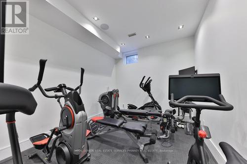 622 Kozel Court, Mississauga, ON - Indoor Photo Showing Gym Room