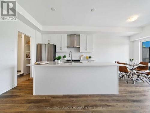 146 Elgin Street, Orillia, ON - Indoor Photo Showing Kitchen