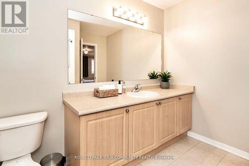 116 Winchester Terrace, Barrie (Innis-Shore), ON - Indoor Photo Showing Bathroom