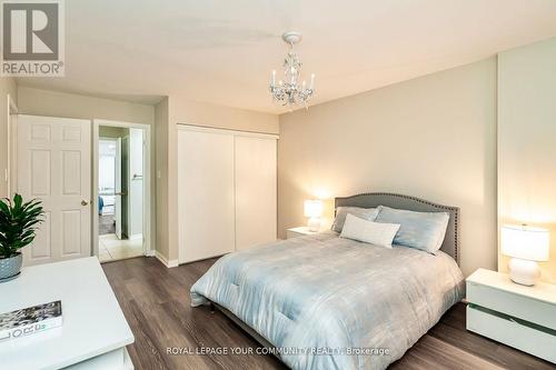 116 Winchester Terrace, Barrie (Innis-Shore), ON - Indoor Photo Showing Bedroom