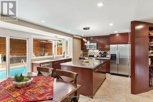 241 Shaughnessy Boulevard, Toronto, ON - Indoor Photo Showing Kitchen With Upgraded Kitchen