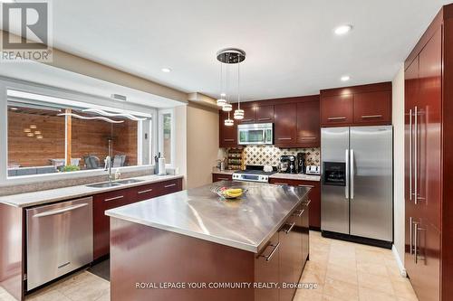 241 Shaughnessy Boulevard, Toronto, ON - Indoor Photo Showing Kitchen With Double Sink