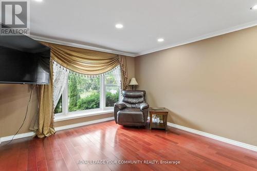 241 Shaughnessy Boulevard, Toronto, ON - Indoor Photo Showing Other Room