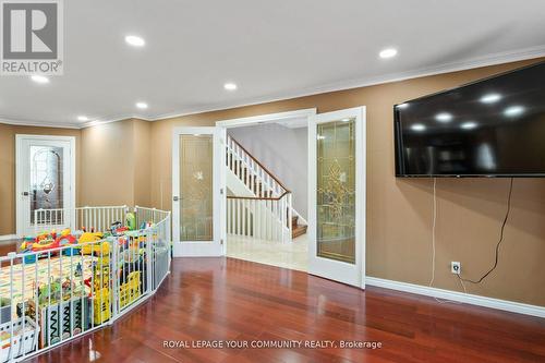 241 Shaughnessy Boulevard, Toronto, ON - Indoor Photo Showing Other Room