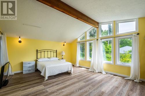 310 Arrowhead Place, Kingston, ON - Indoor Photo Showing Bedroom