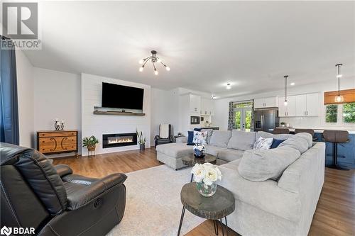 190 Lakeshore Road, Brighton, ON - Indoor Photo Showing Living Room With Fireplace