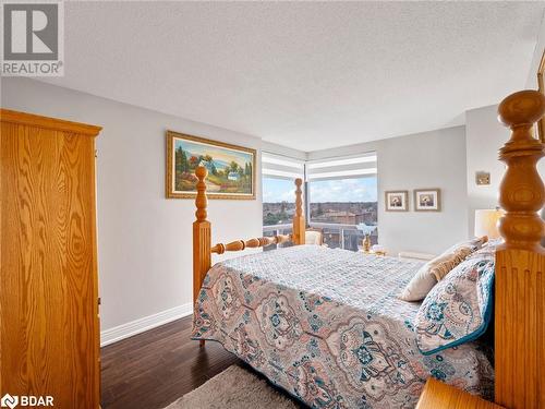 200 Robert Speck Parkway Unit# 602, Mississauga, ON - Indoor Photo Showing Bedroom