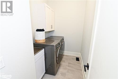 25 Sorensen Court Unit# 5, Niagara-On-The-Lake, ON - Indoor Photo Showing Laundry Room