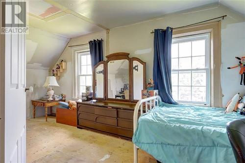 946 Sand Bay Road, Lansdowne, ON - Indoor Photo Showing Bedroom