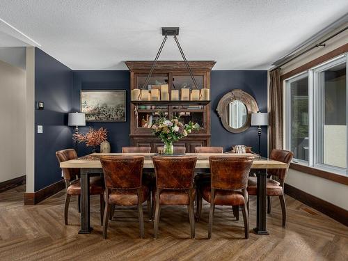 595 Durango Drive, Kamloops, BC - Indoor Photo Showing Dining Room