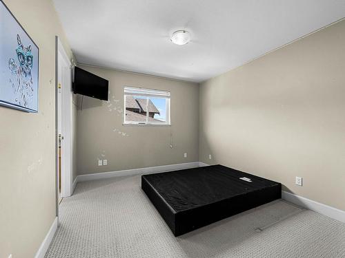 8960 Badger Drive, Kamloops, BC - Indoor Photo Showing Other Room