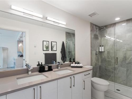 205-7098 Wallace Dr, Central Saanich, BC - Indoor Photo Showing Bathroom